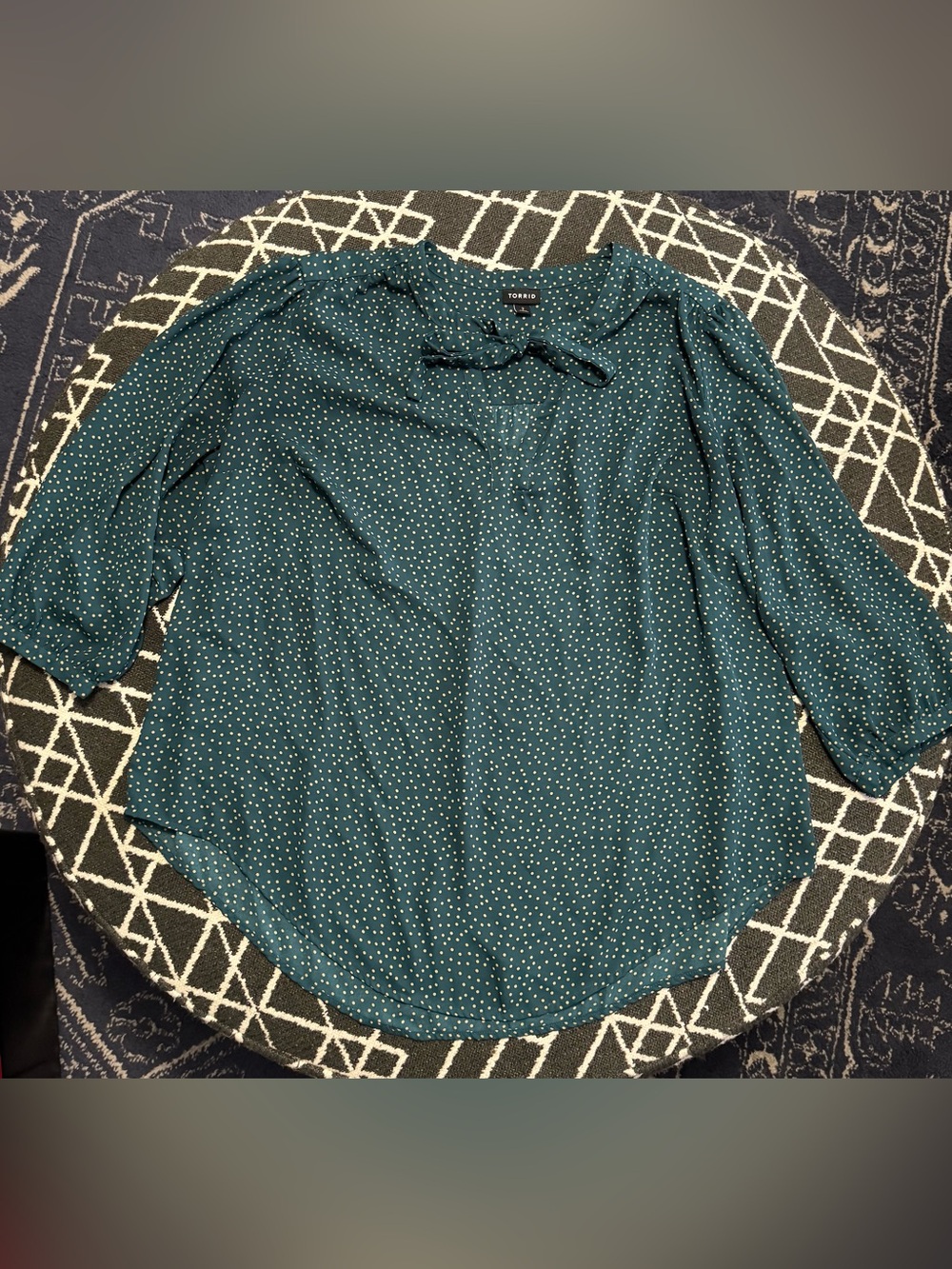 Torrid Green Polka Dot Tie Neck Blouse Size 2 Business Casual